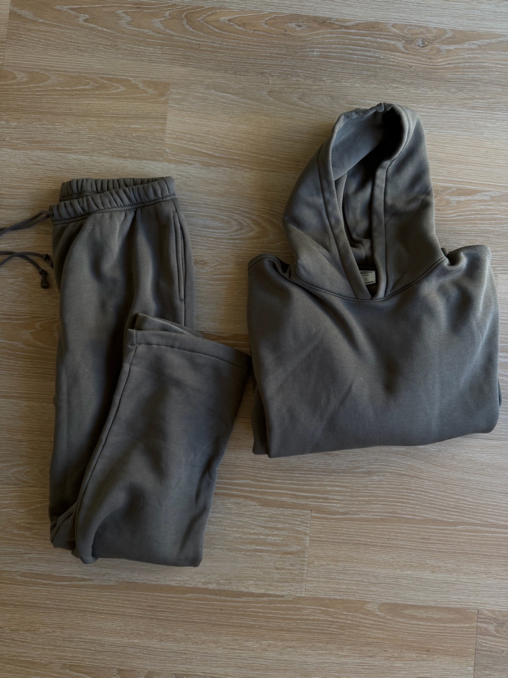 Skims Men sweatsuit large new